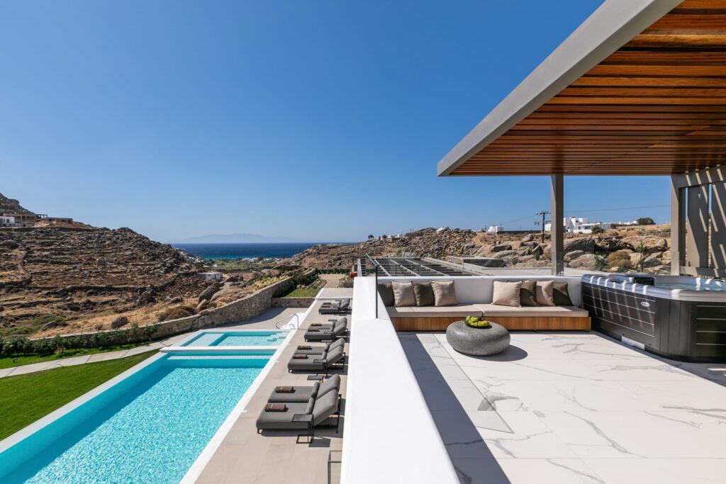 5. Atrxa Mykonos
